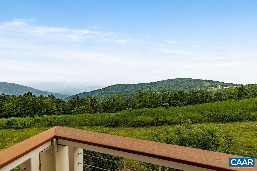 1643 Overlook Condos - Photo 1