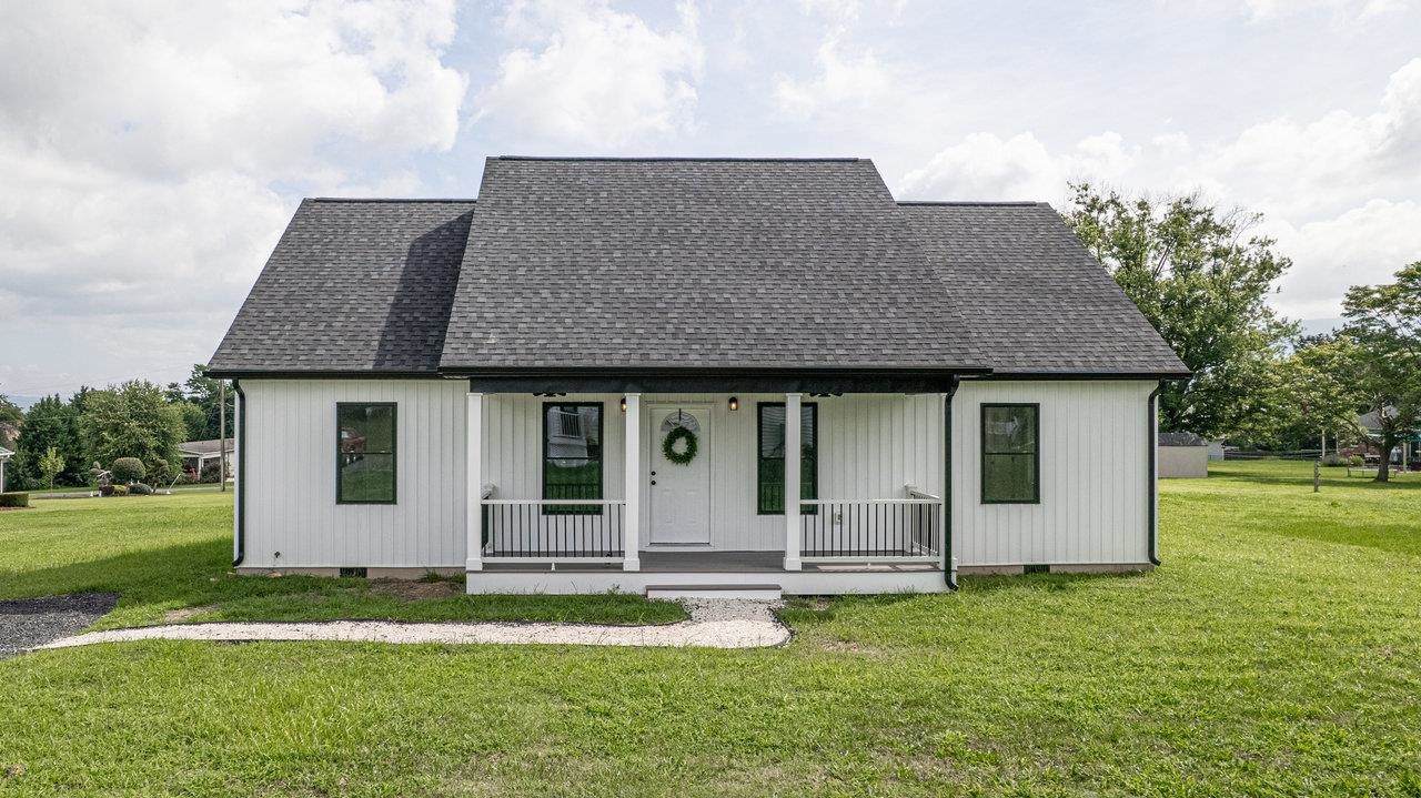 551 Park Rd - Photo 1