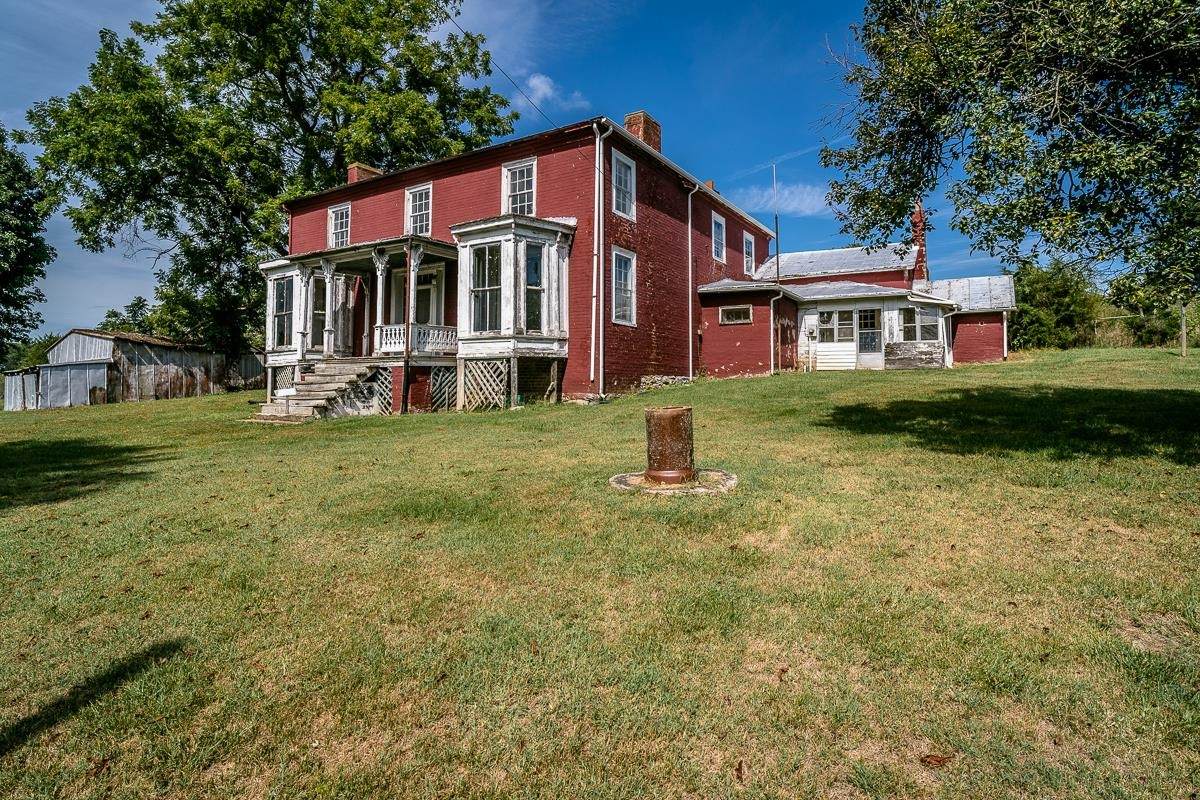 5787 Borden Grant Trl - Photo 1