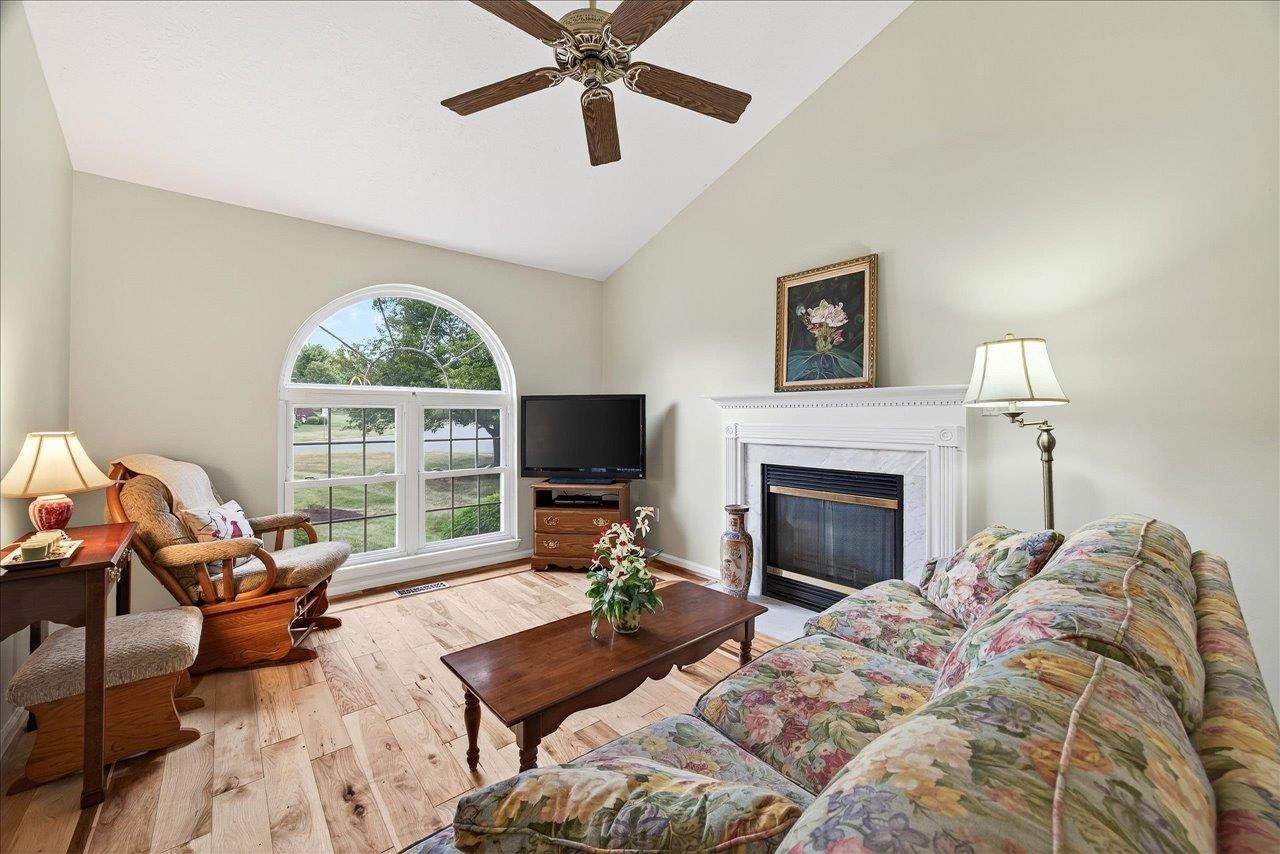 4 Ashleigh Dr - Photo 1