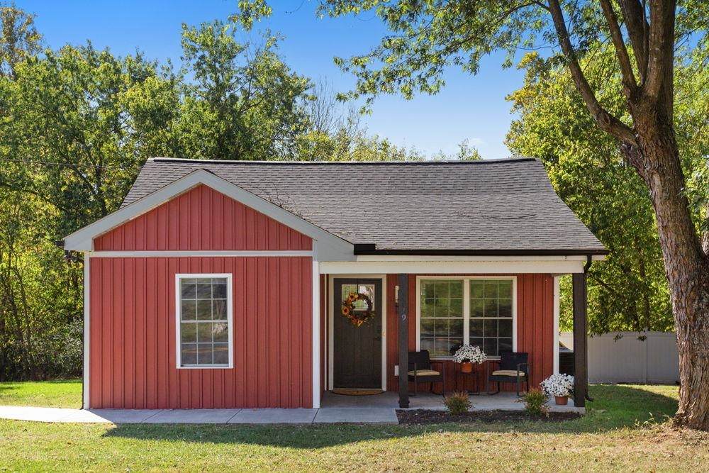 5079 Orchard Dr - Photo 1