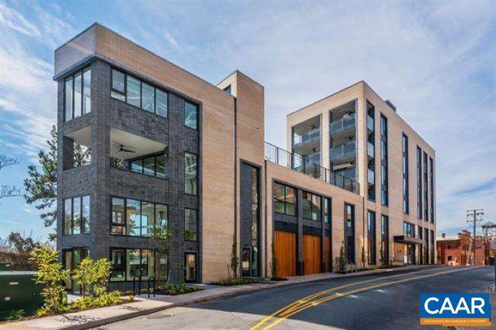 550 Water St - Photo 1