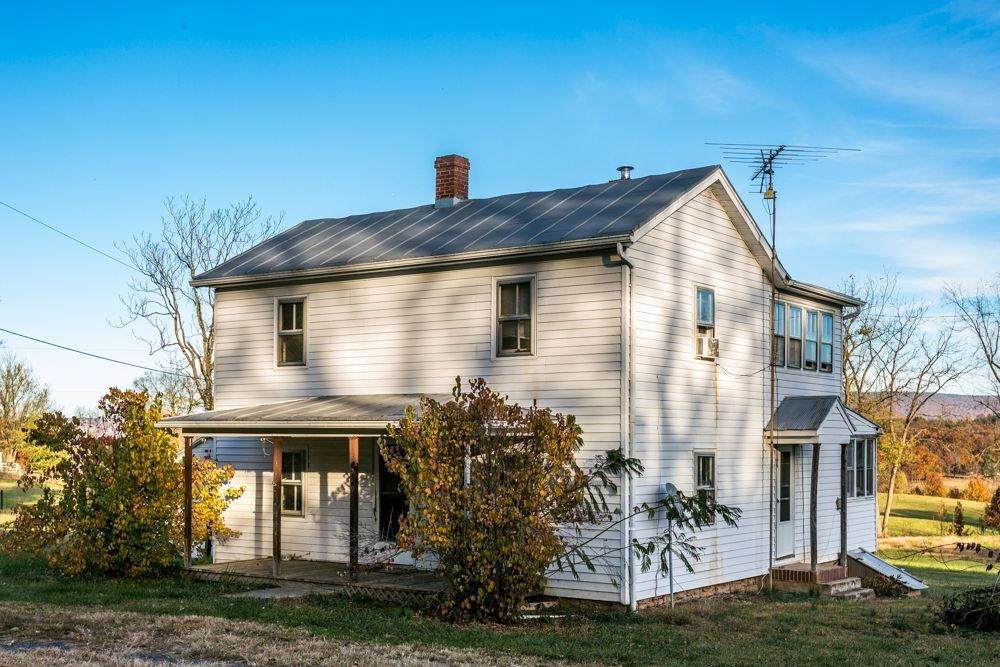 3190 Winsinger Dr - Photo 1