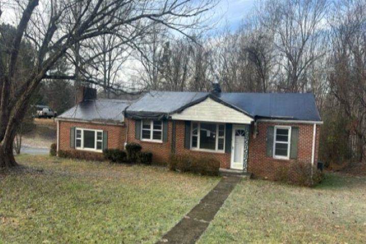353 Clarks Hill Ln - Photo 1