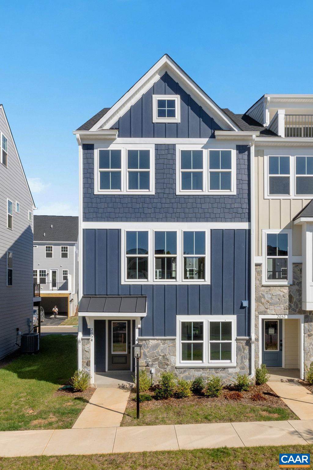 7 Ryan Way - Photo 1