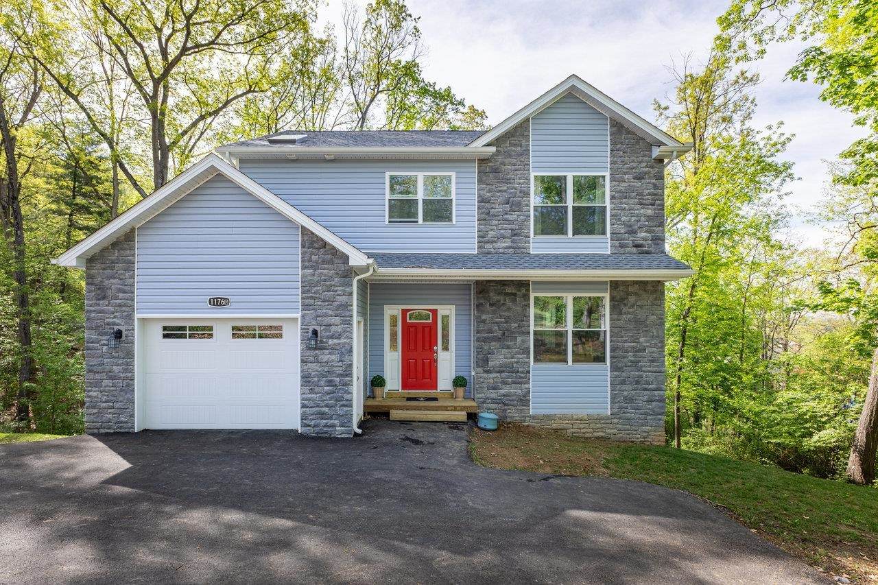 1176B Nelson Dr - Photo 1