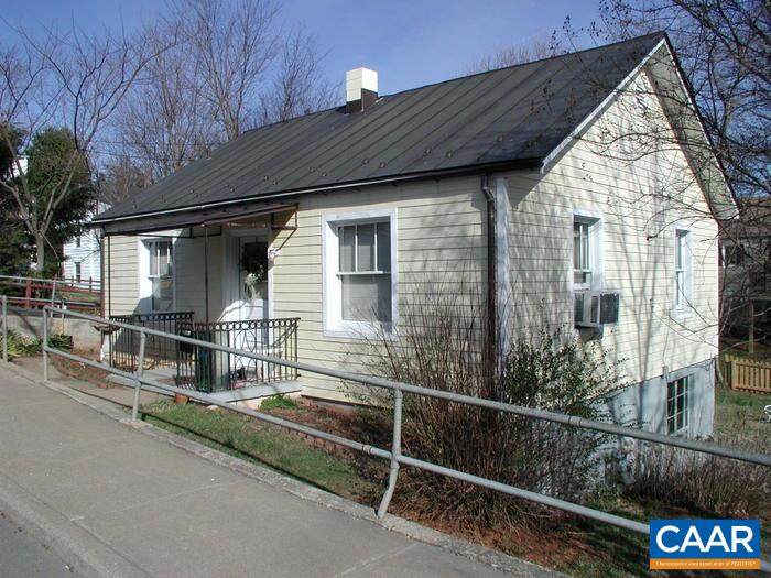 1304 Avon St - Photo 1