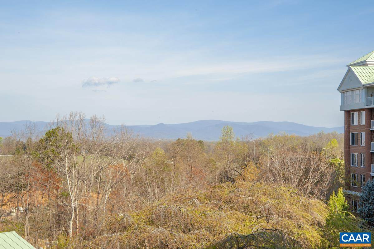 https://bt-photos.global.ssl.fastly.net/cville/orig_boomver_1_675242-2.jpg