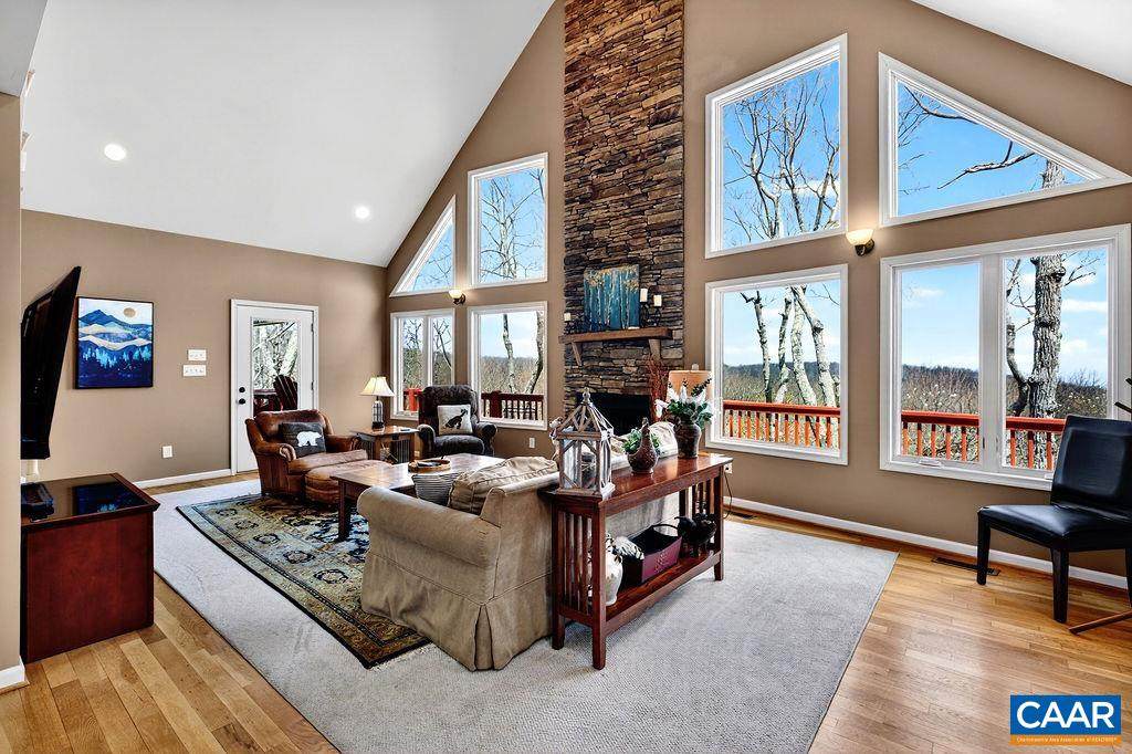 42 Peavy Pt - Photo 1