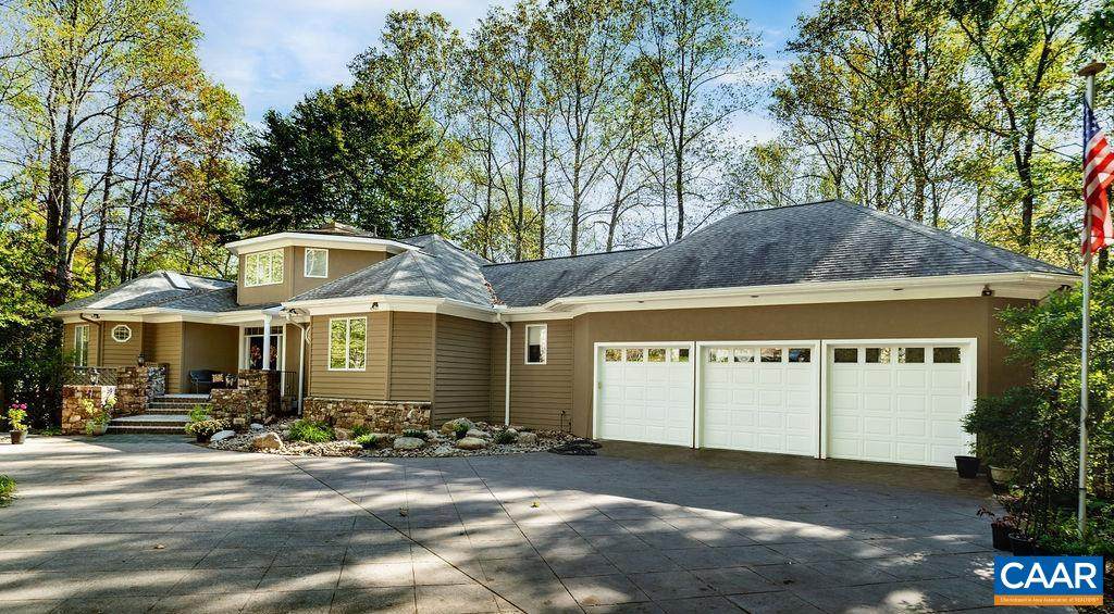 105 Saddleback Knl - Photo 1