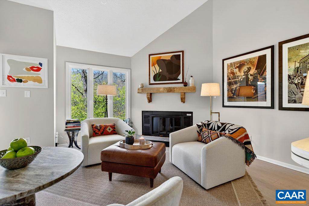 777 Laurelwood Condos - Photo 1