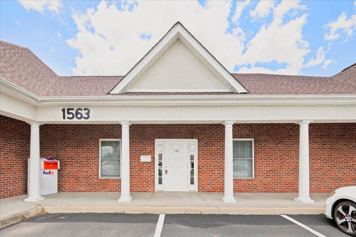 1563 Jefferson Hwy - Photo 1