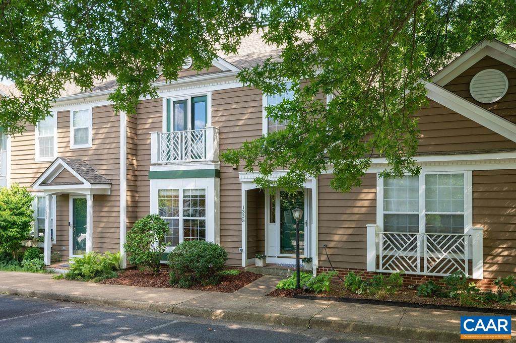 1335 Wimbledon Way - Photo 1