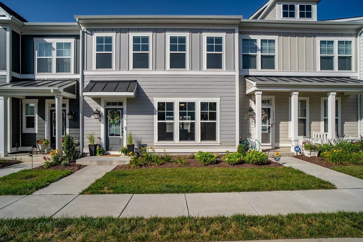 3262 Charleston Blvd - Photo 1
