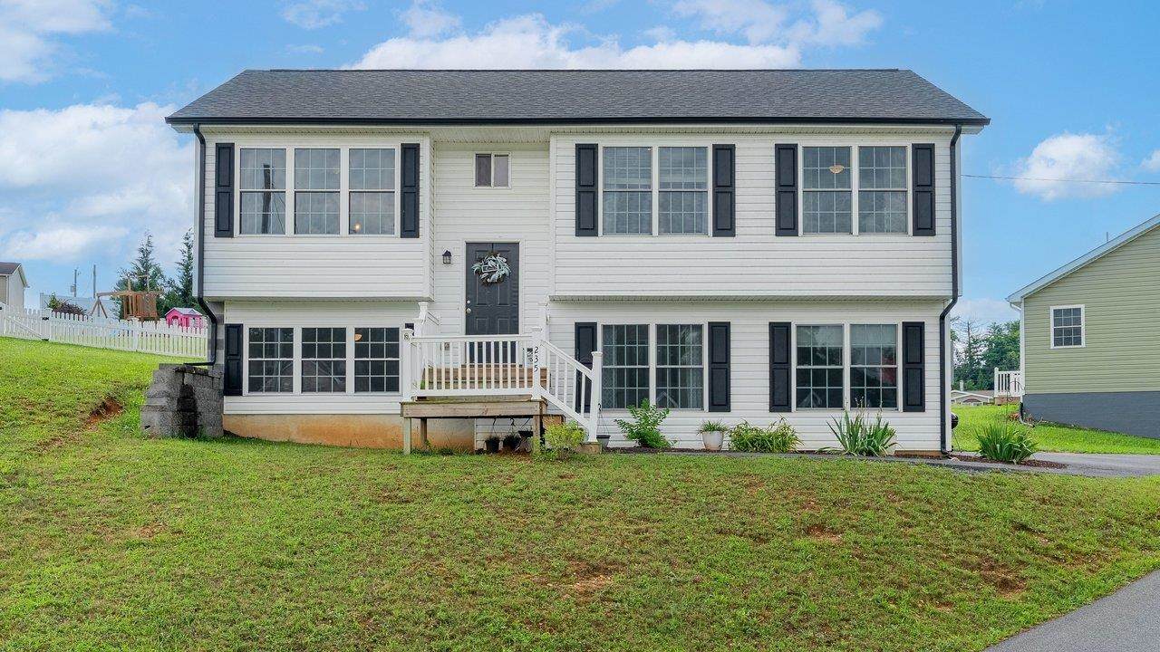 235 Locustdale Loop - Photo 1