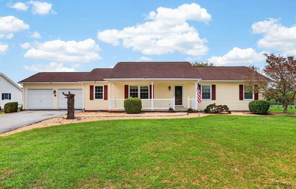 848 Battlefield Dr - Photo 1