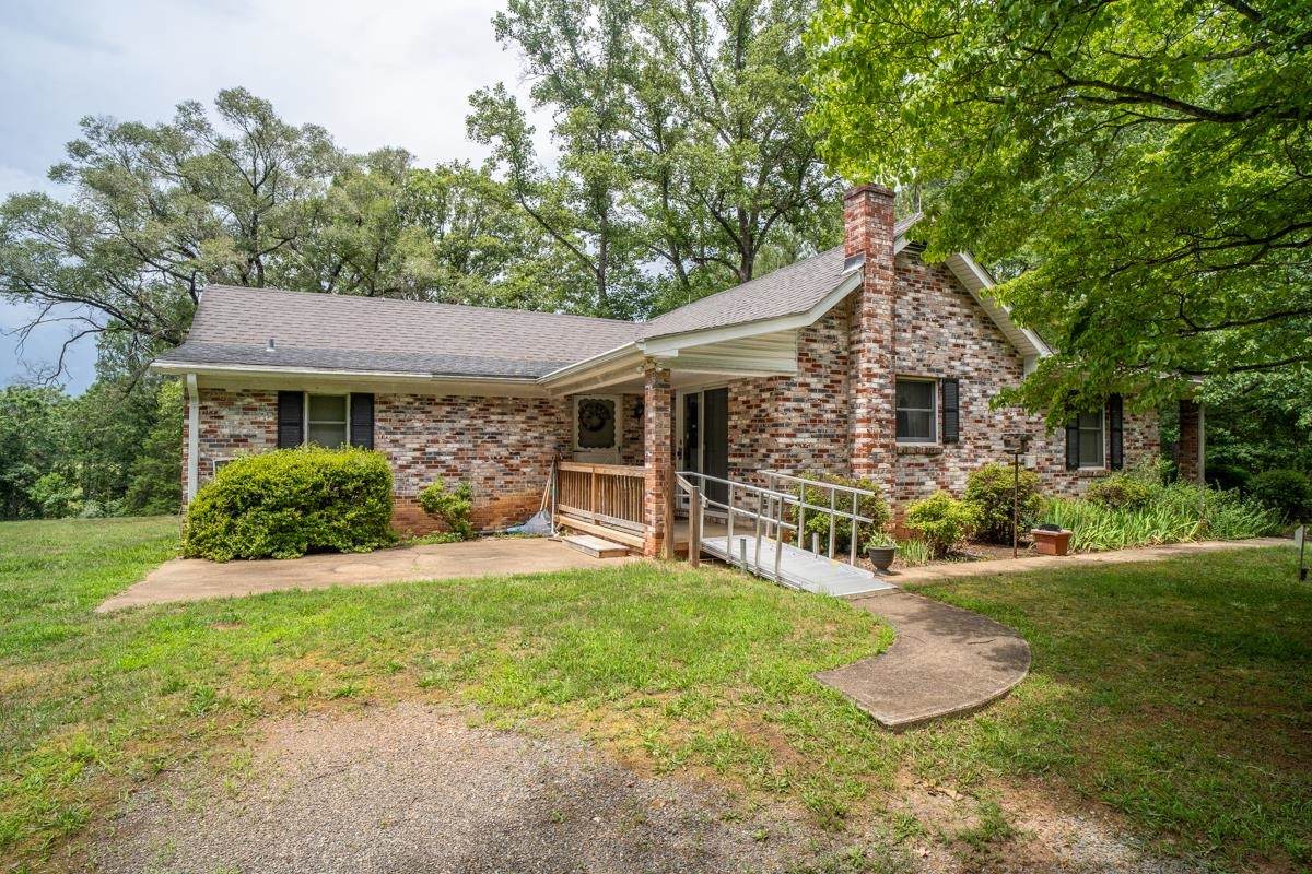 925 Durrett Ridge Rd - Photo 1