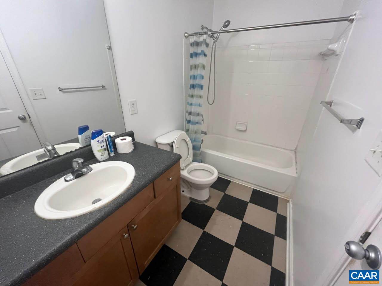 195 Yellowstone Dr - Photo 1