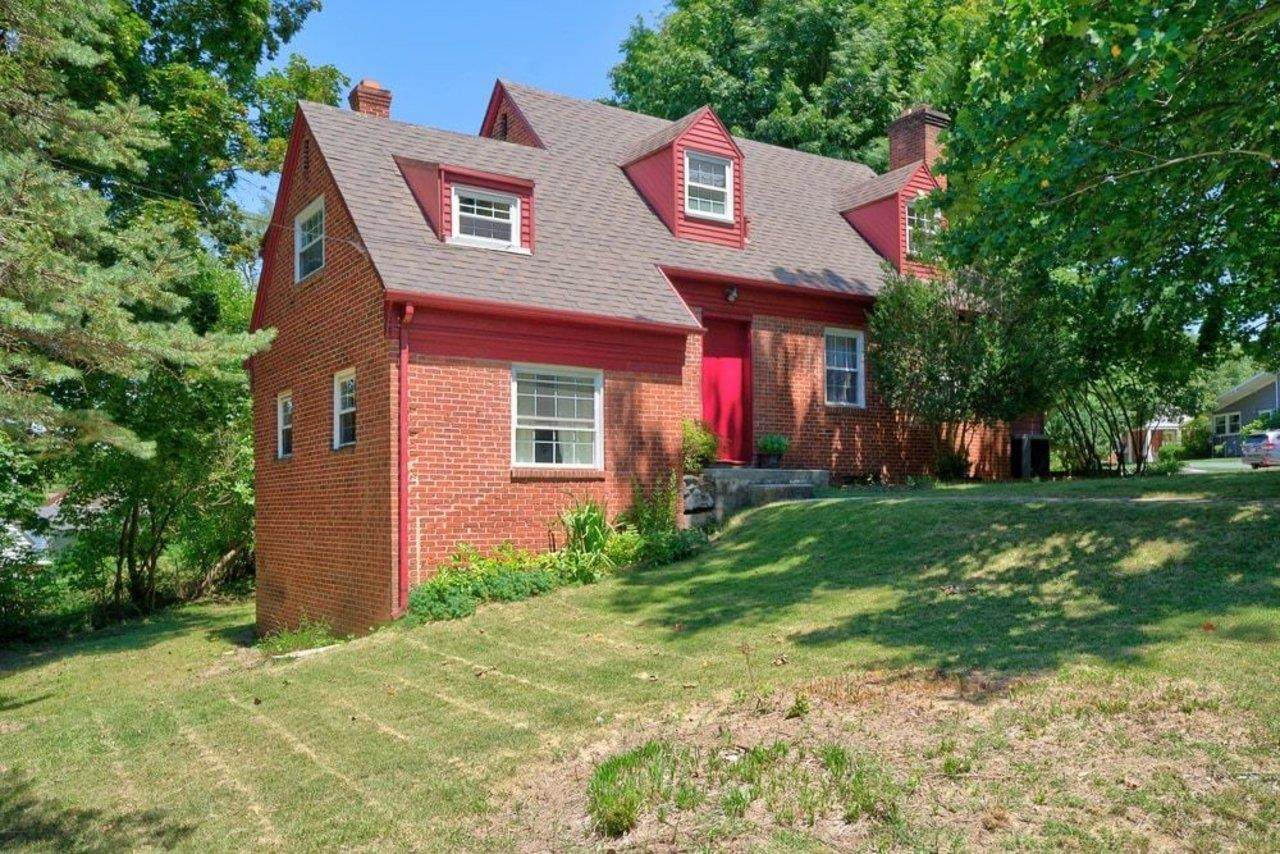 110 Crescent Dr - Photo 1
