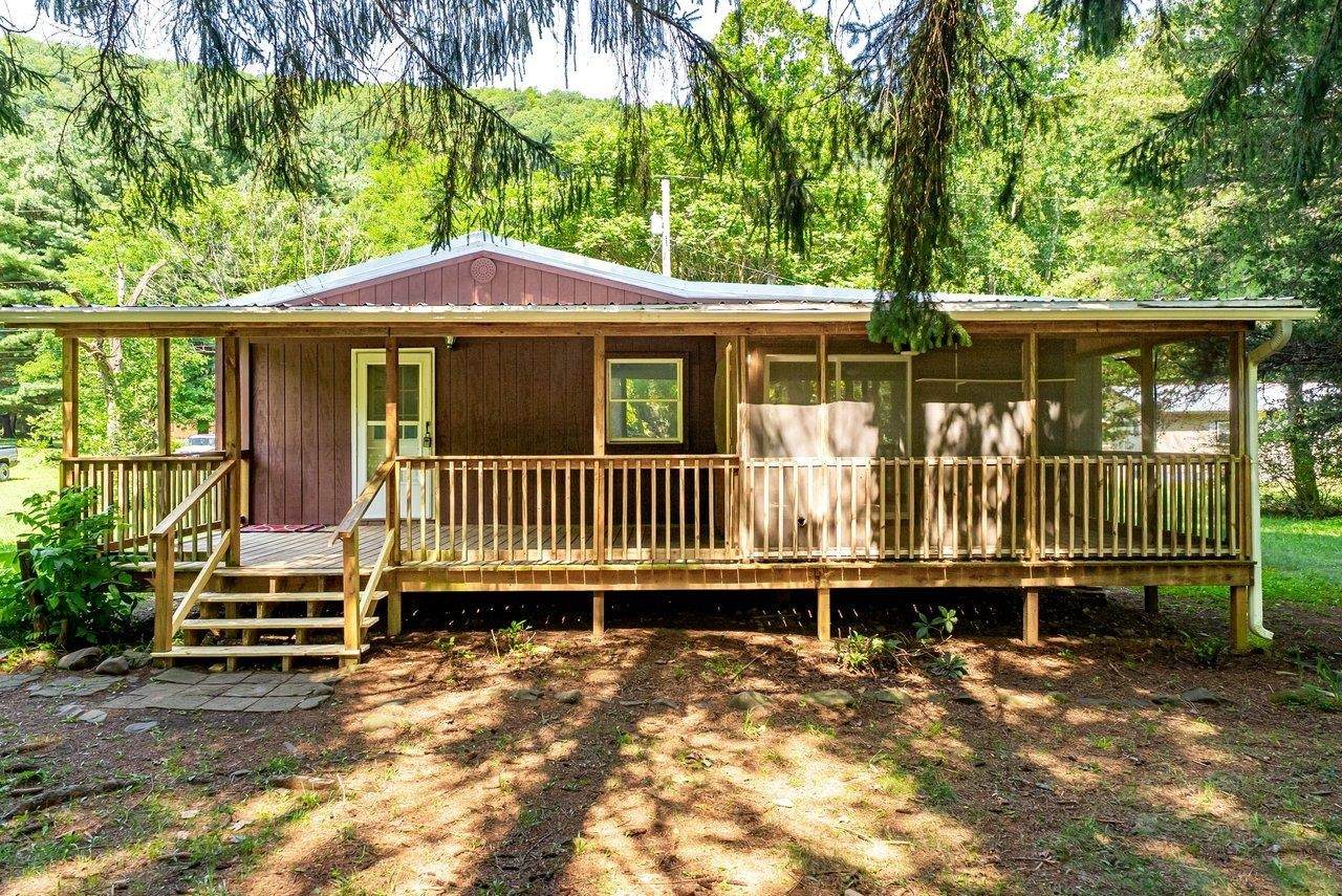 3368 Brushy Fork Rd - Photo 1
