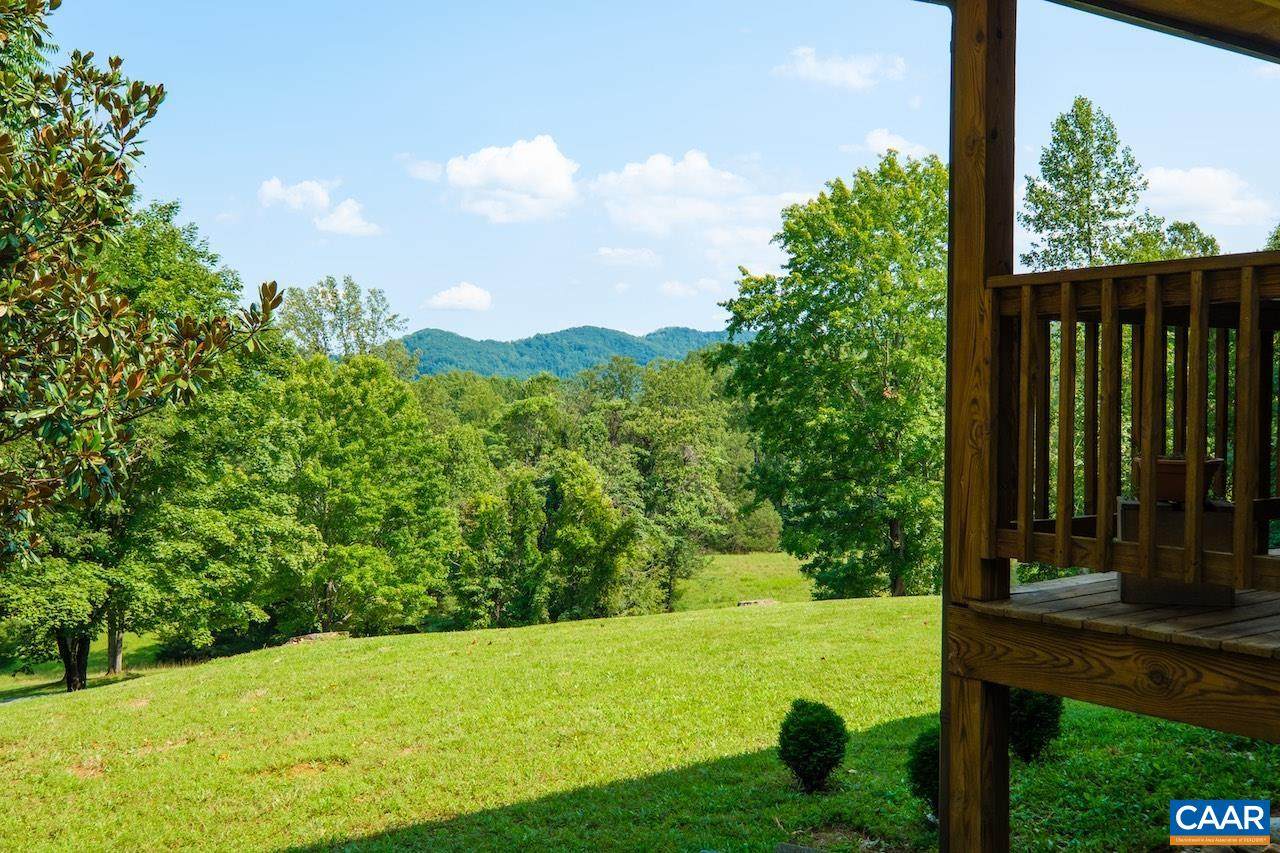 https://bt-photos.global.ssl.fastly.net/cville/orig_boomver_1_680689-2.jpg