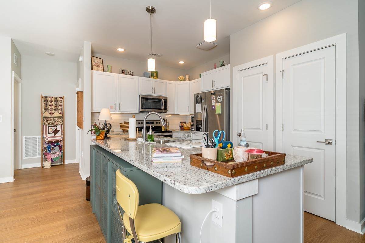 1559 Crownpoint Dr - Photo 1