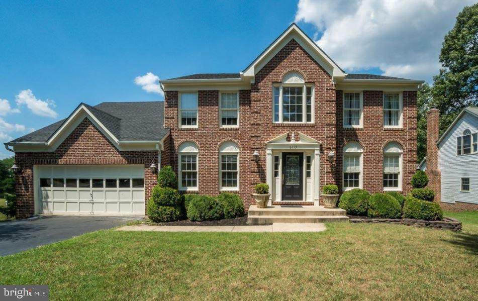 6113 Fox Point Rd - Photo 1