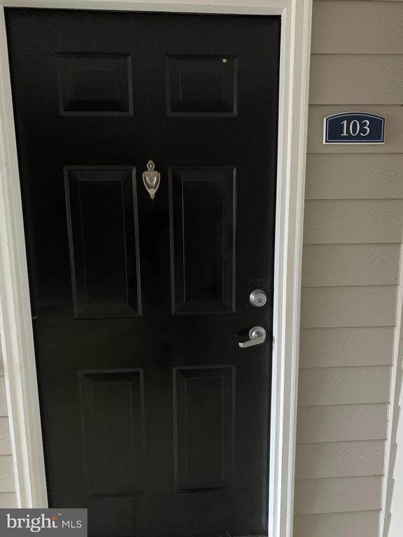 195 Yellowstone Dr - Photo 1