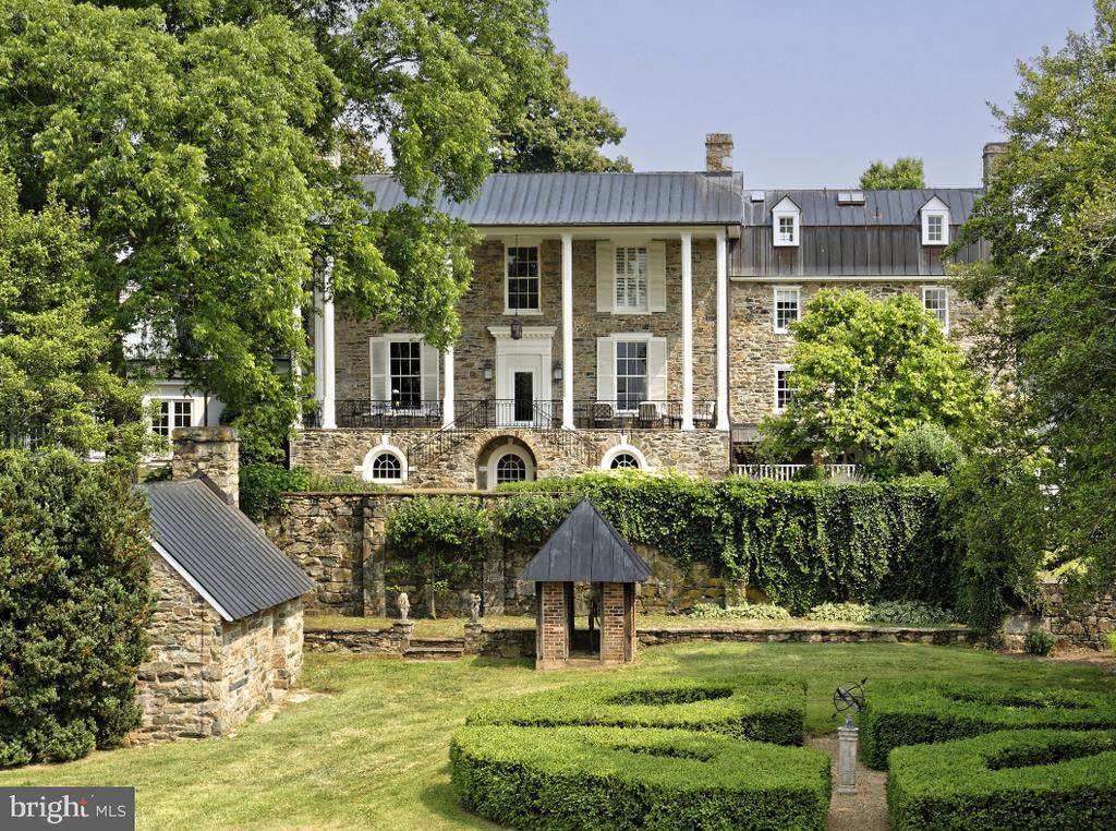 2224 Crenshaw - Photo 1