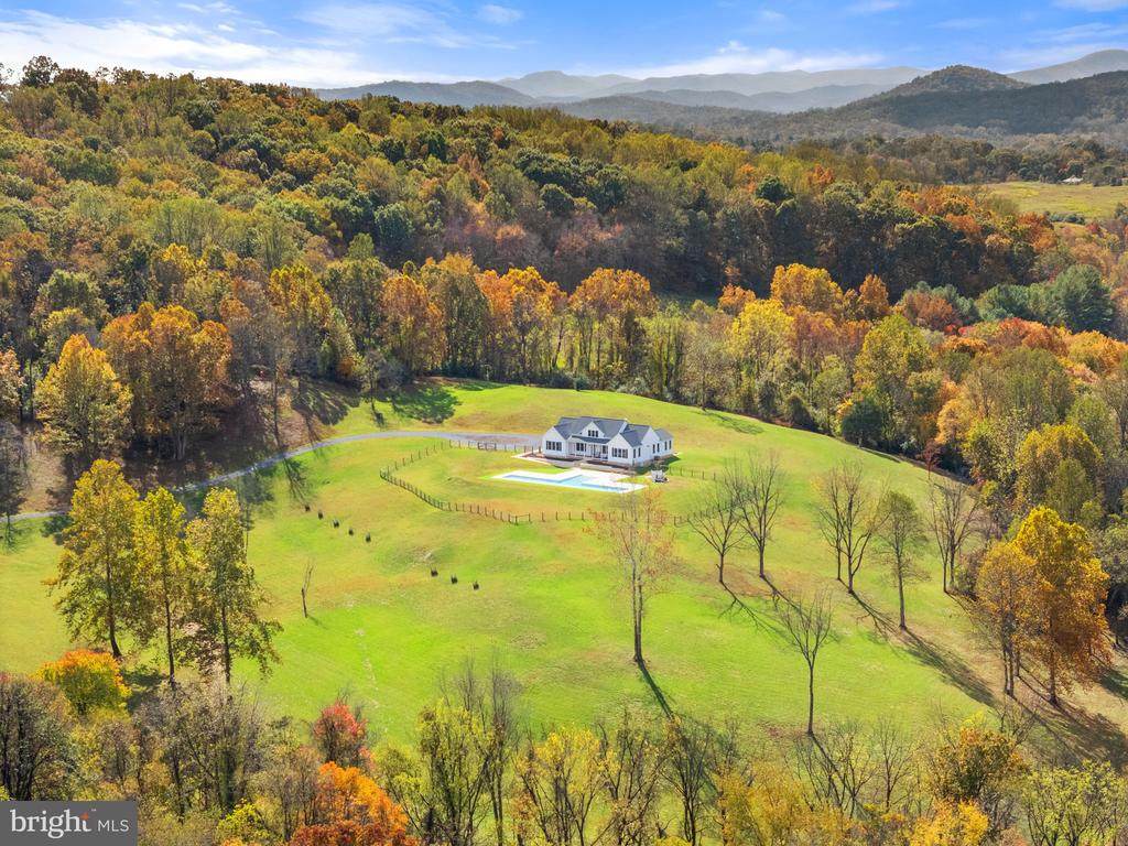 https://bt-photos.global.ssl.fastly.net/cville/orig_boomver_1_VAFQ2019690-2.jpg