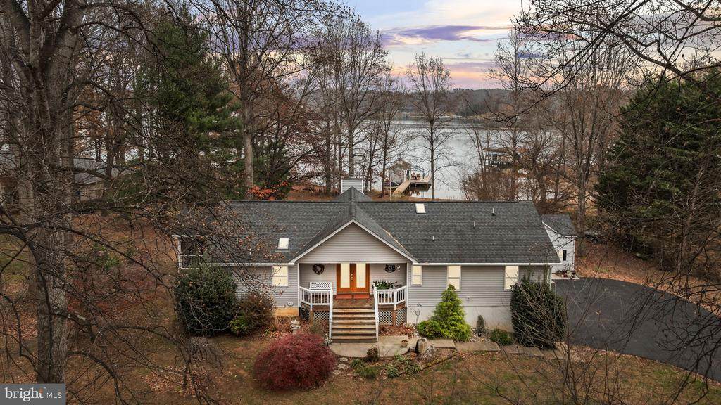 778 Overton Dr - Photo 1