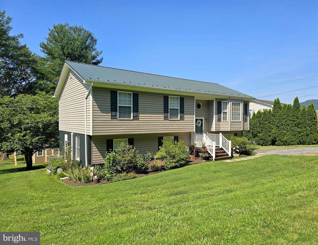 336 Blankenbaker Rd - Photo 1