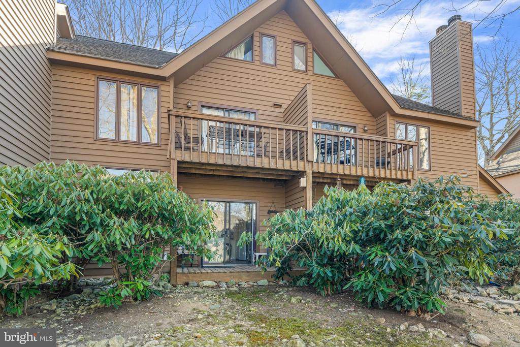 752 Laurelwood - Photo 1