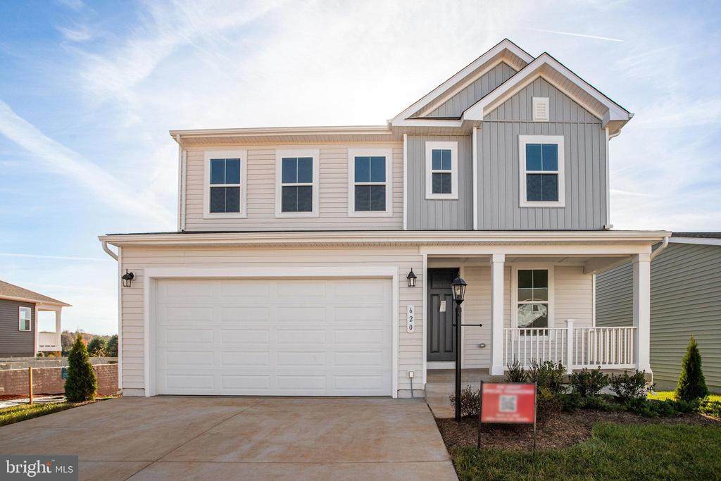 620 Clover Ln - Photo 1