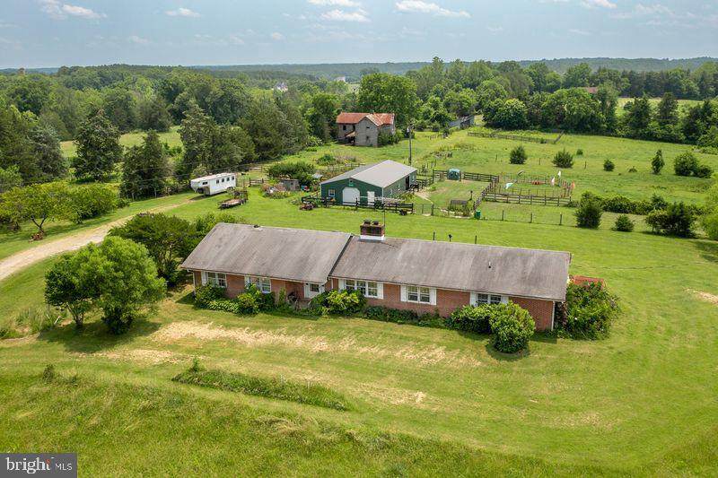 19484 Woodlawn Farm Dr - Photo 1