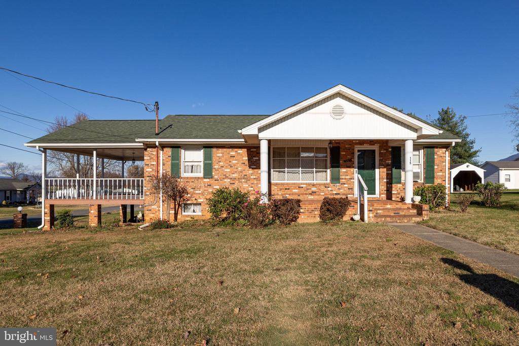 115 Sunset Dr - Photo 1