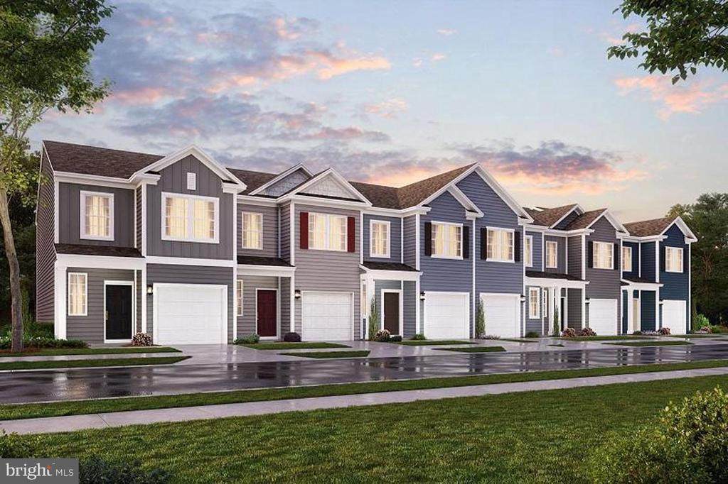 221 Caterpillar Dr - Photo 1