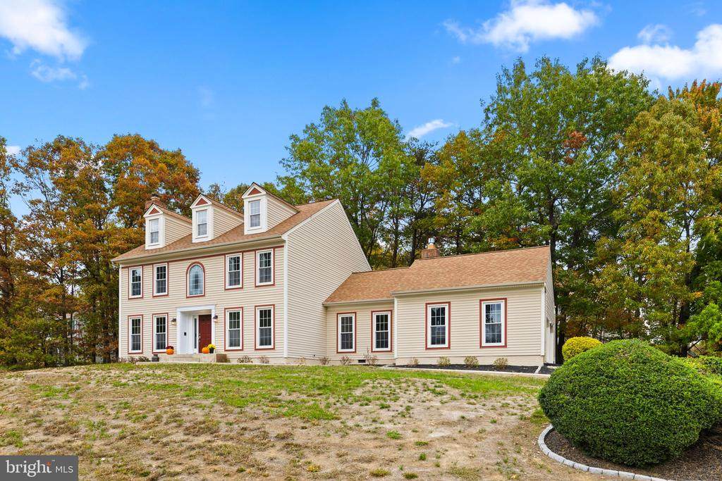 5021 Brookshire Ct E - Photo 1