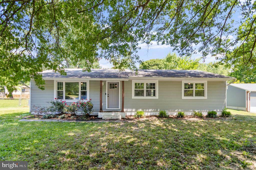11007 Meadowlark Ln - Photo 1