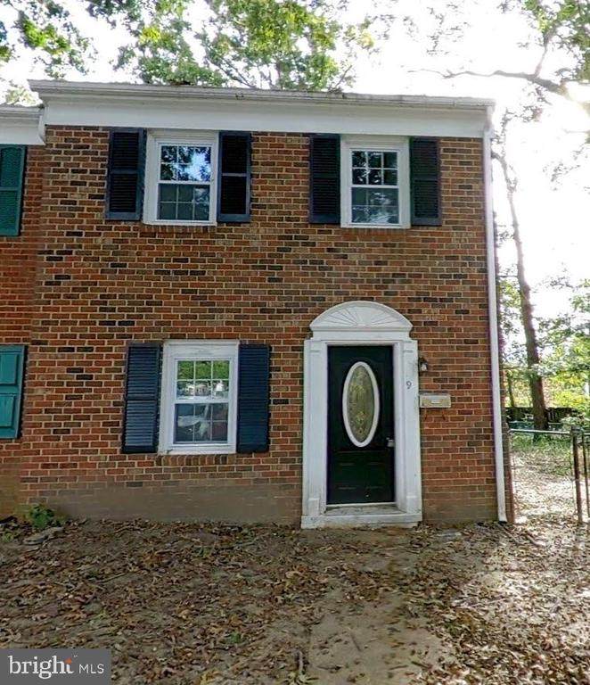 9 Farrell Ln - Photo 1