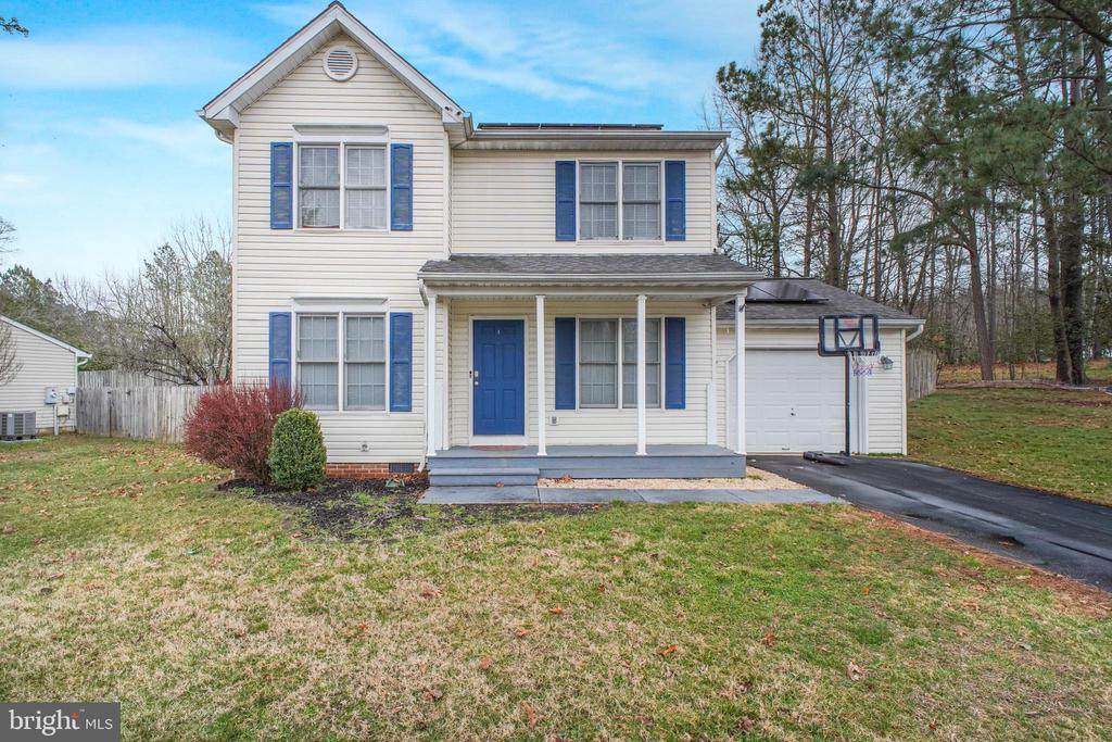 4410 Caven Ct N - Photo 1