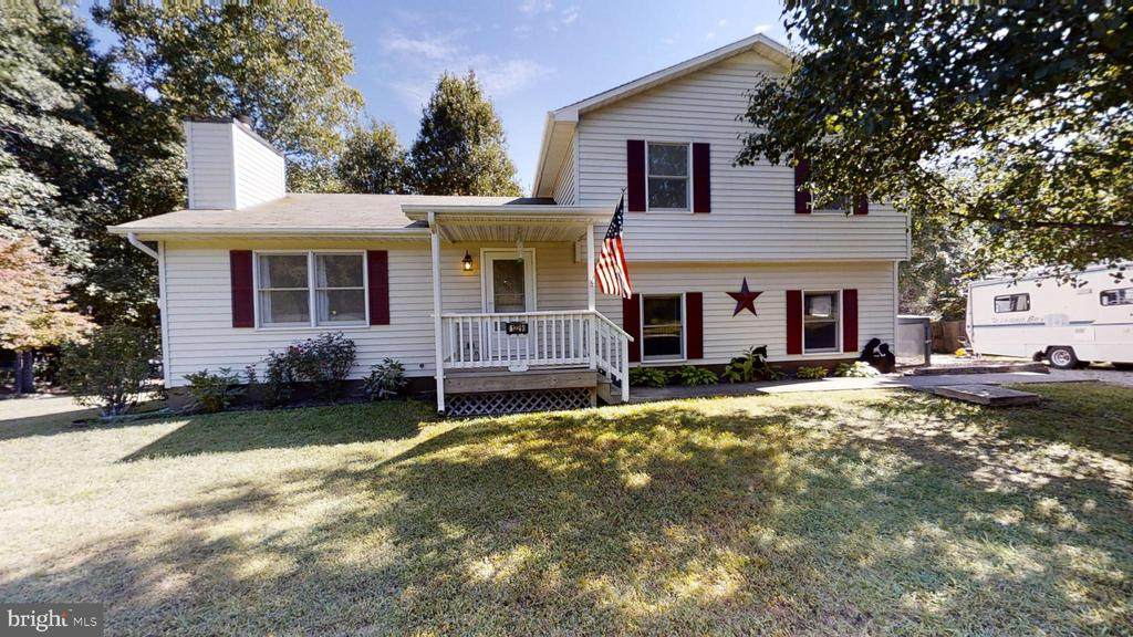 1229 Overton Dr - Photo 1