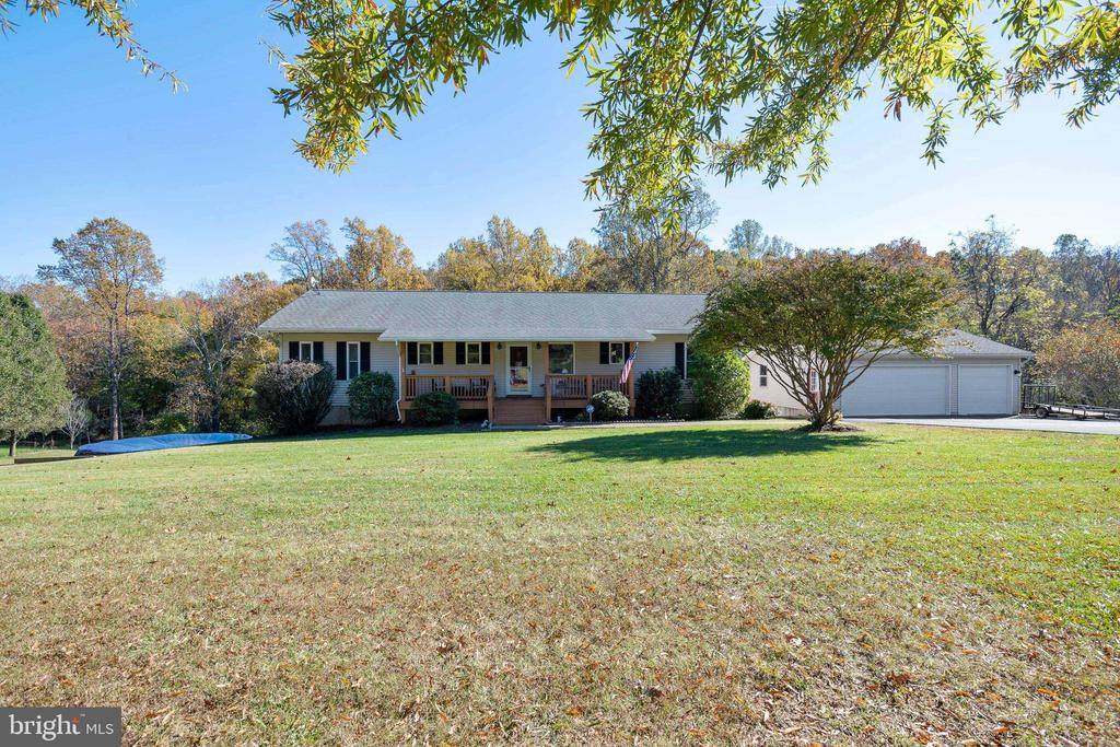 12055 Pond View Ct - Photo 1