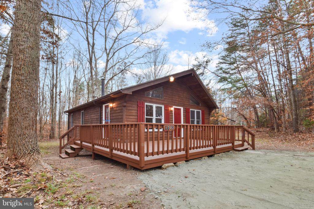 1702 Willow Brook Rd - Photo 1
