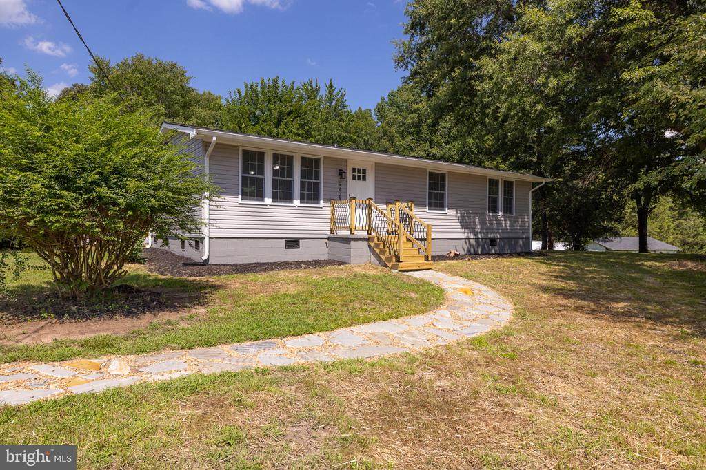 9423 Brock Rd - Photo 1