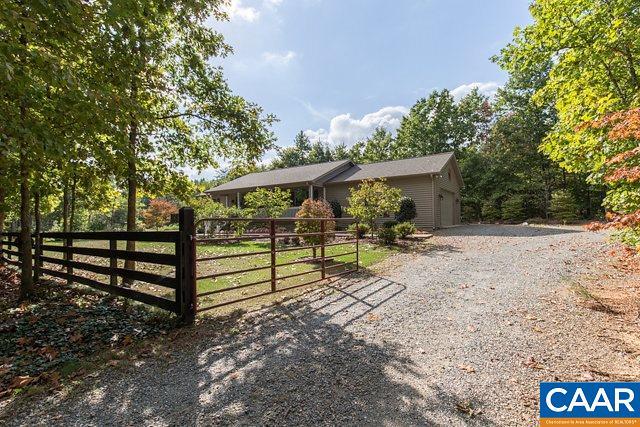 4087 Indian Creek Rd - Photo 1