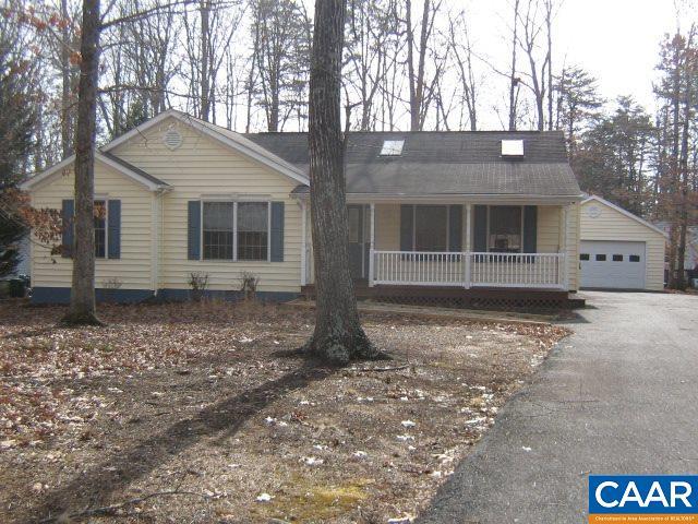 812 Jefferson Dr - Photo 1
