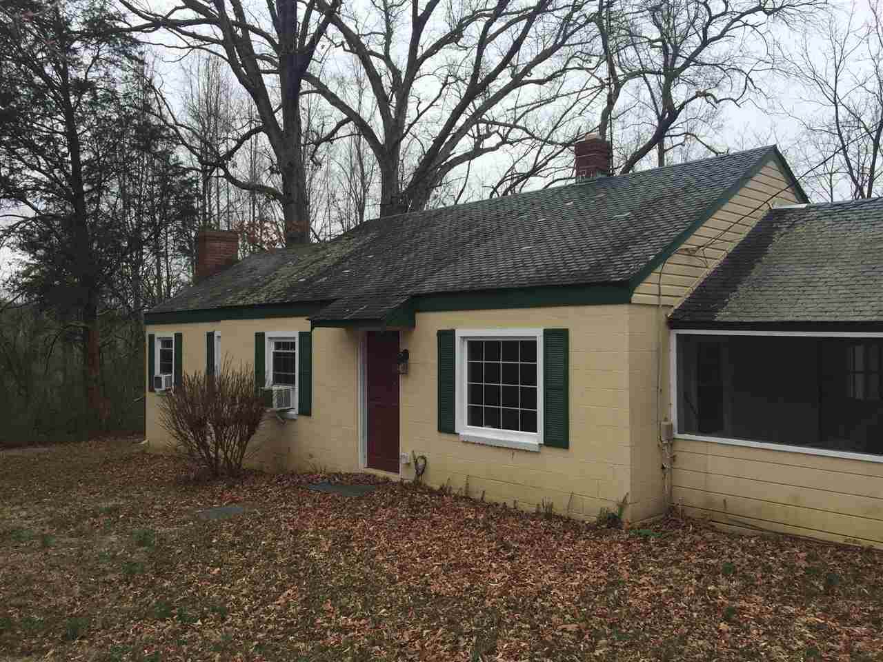 1375 Arvon Rd - Photo 1
