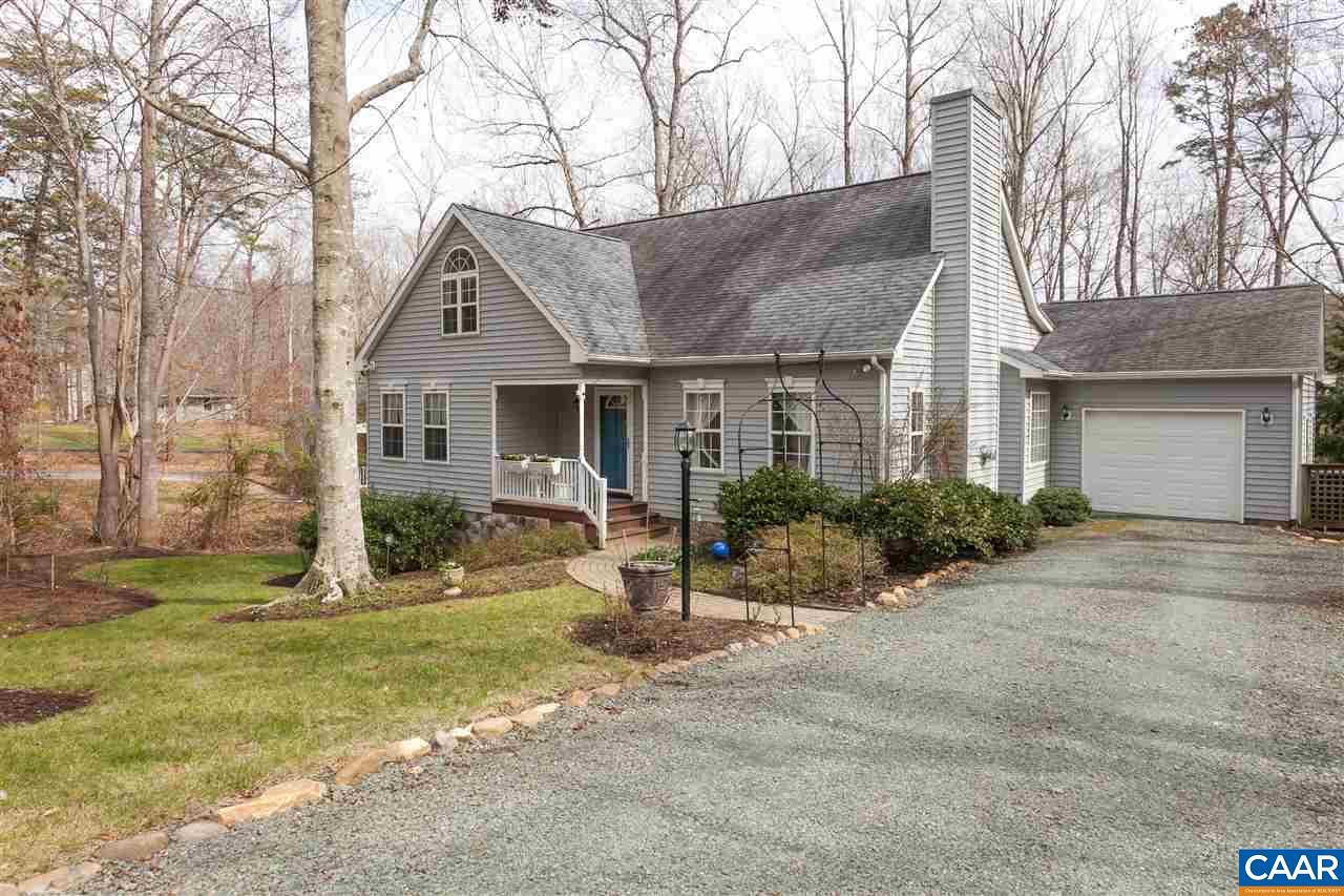 9 East Point Rd - Photo 1