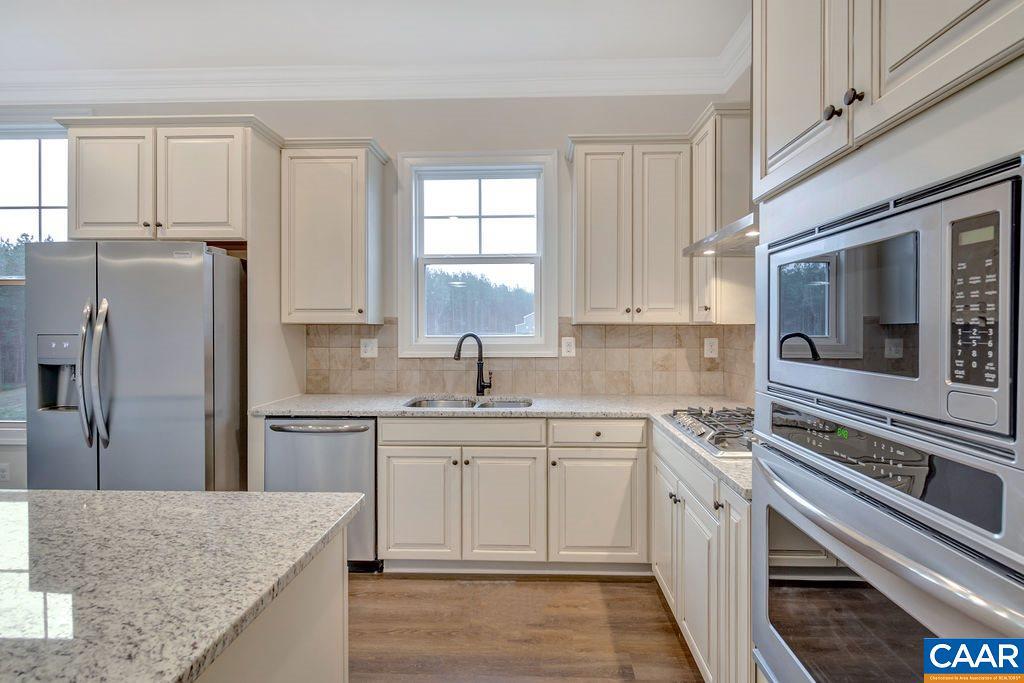 2 Bergen St - Photo 1